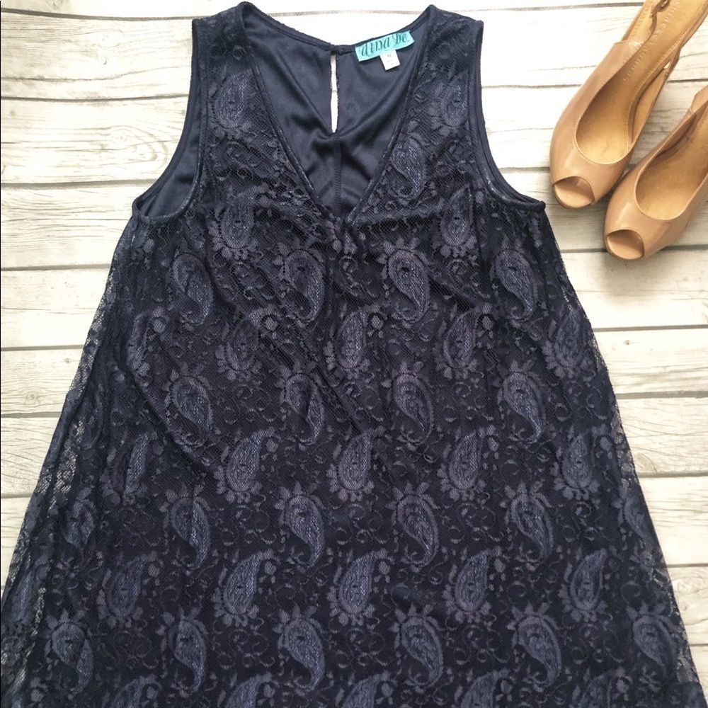 Francesca’s-Dina be- Navy blue lace dress-medium